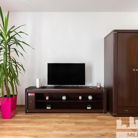 Jm Millennium Union Apartment Варшава Екстериор снимка